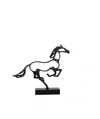 Statue Cheval  Ferrari est présent 