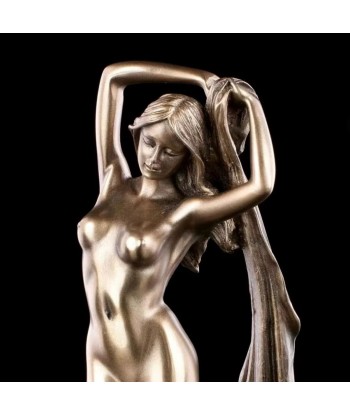 Statue femme nue 22 cm une grave pollution 