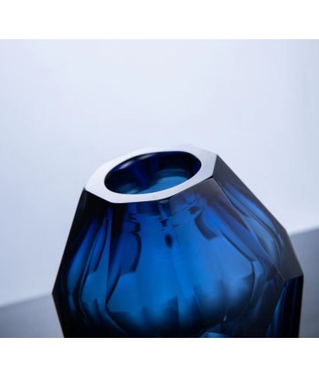 Vase bleu en forme de diamant, en verre 19 cm sur le site 