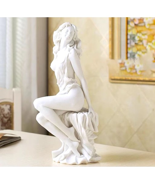 Statue femme nue assise 31 cm livraison et retour toujours gratuits