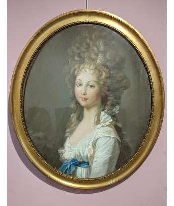 Grand pastel Portrait de Frédérique de Mecklembourg-Strelitz  anonyme XIXe l'évolution des habitudes 