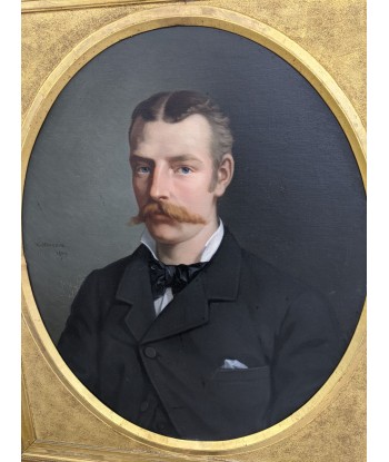 Xénophon HELLOUIN (1820-1895) Portrait d’un homme à la moustache- 1879 Amélioration de cerveau avec