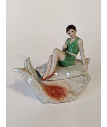 Boîte figurine porcelaine type baigneuse vers 1920 offre 